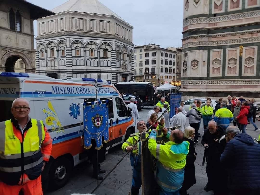 Misericordia di Settignano presente al Rosario per la pace