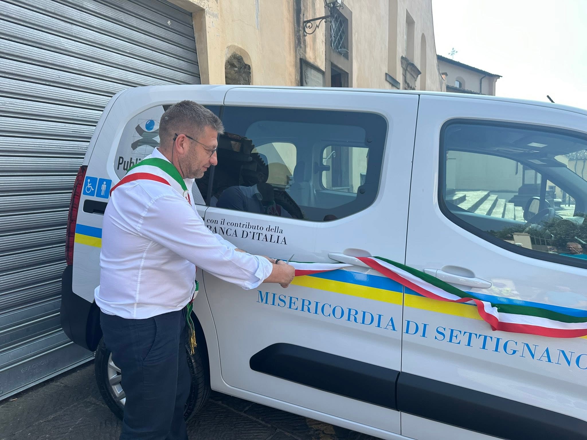 Inaugurato il nuovo mezzo della Misericordia