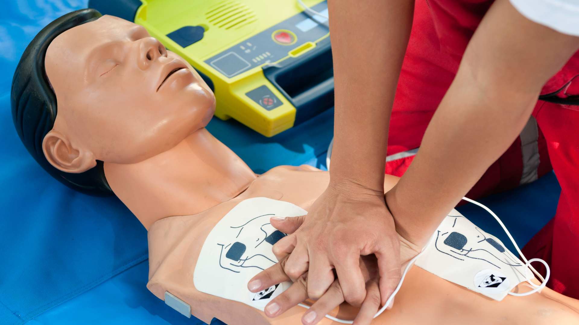 Inaugurazione del defibrillatore pubblico